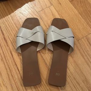 HM beige sandals